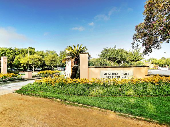3307 Chris Drive, Houston TX 77063