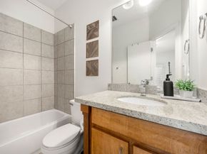 2106 Holman Street B, Houston TX 77004