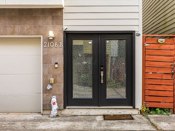 2106 Holman Street B, Houston TX 77004