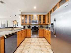 2106 Holman Street B, Houston TX 77004