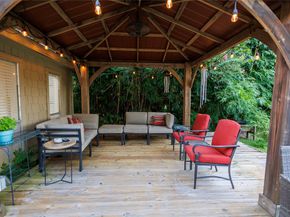10702 PAULWOOD Drive, Houston TX 77071