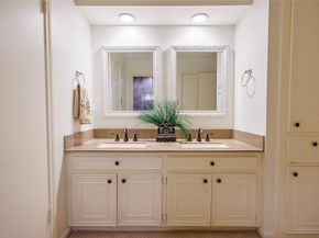 10702 PAULWOOD Drive, Houston TX 77071