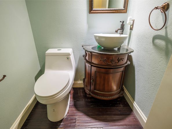 10702 PAULWOOD Drive, Houston TX 77071