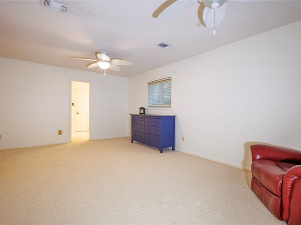 10702 PAULWOOD Drive, Houston TX 77071