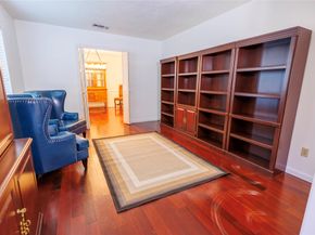 10702 PAULWOOD Drive, Houston TX 77071