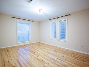 10702 PAULWOOD Drive, Houston TX 77071