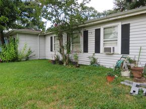 1946 Pech Road, Houston TX 77055
