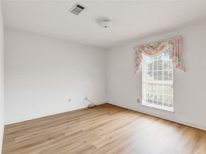 14030 Roundstone Lane, Houston TX 77015