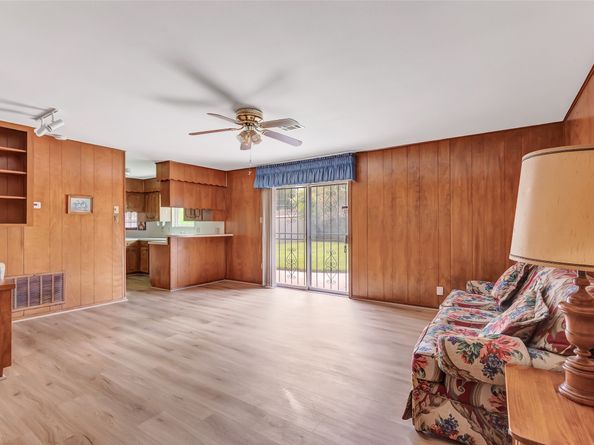 14030 Roundstone Lane, Houston TX 77015