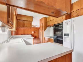 14030 Roundstone Lane, Houston TX 77015