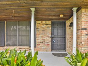 14030 Roundstone Lane, Houston TX 77015