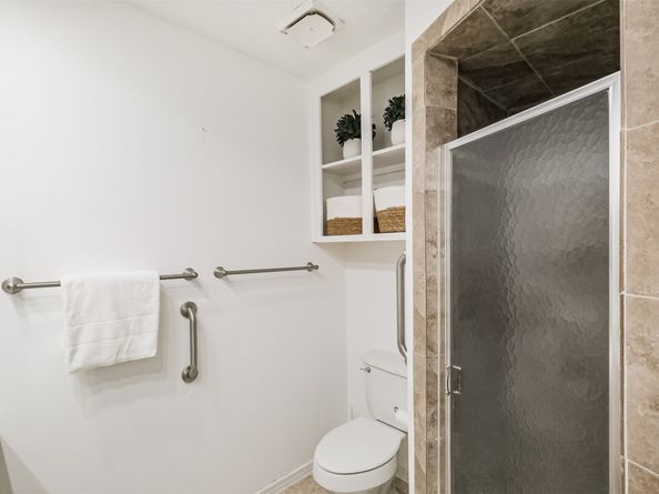 3023 Shawnee Drive, Sugar Land TX 77479