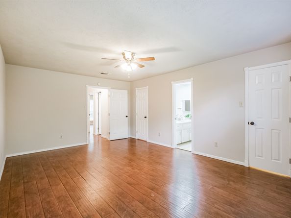 3023 Shawnee Drive, Sugar Land TX 77479