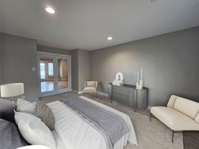 915 W 35th Street B, Houston TX 77018