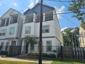 915 W 35th Street B, Houston TX 77018