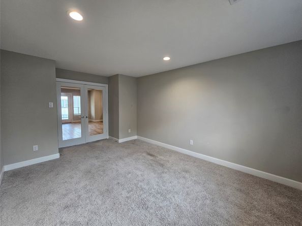915 W 35th Street B, Houston TX 77018