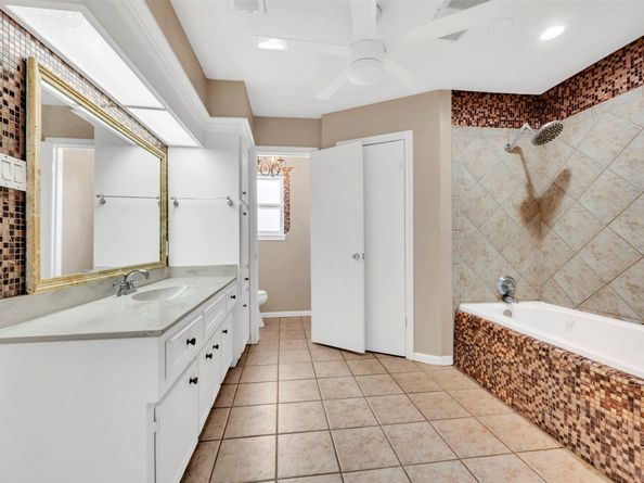 2523 Wind Fall Lane, Sugar Land TX 77479