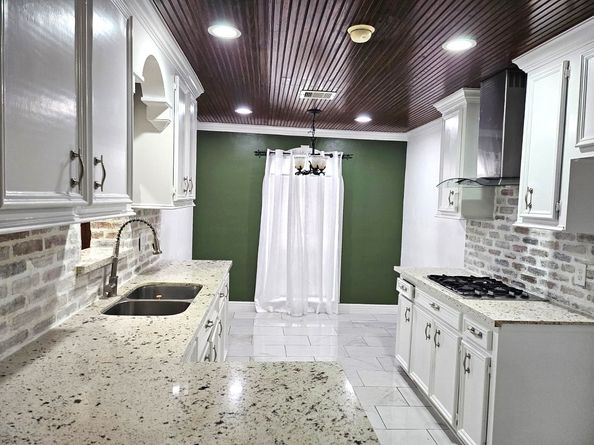 7718 Breezeway Street, Houston TX 77040