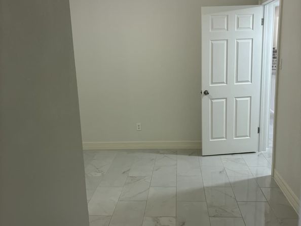 7718 Breezeway Street, Houston TX 77040