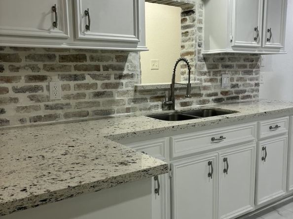 7718 Breezeway Street, Houston TX 77040