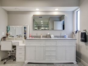 428 E Fair Harbor Lane, Houston TX 77079