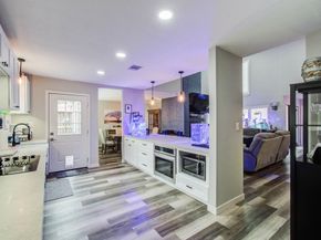 428 E Fair Harbor Lane, Houston TX 77079