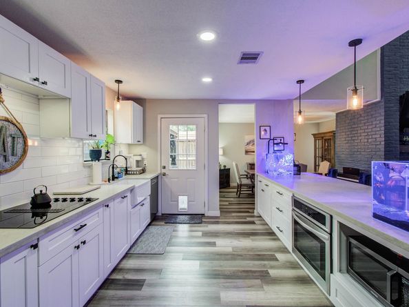 428 E Fair Harbor Lane, Houston TX 77079