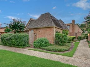 428 E Fair Harbor Lane, Houston TX 77079