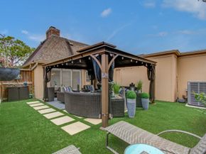 428 E Fair Harbor Lane, Houston TX 77079