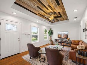 706 Jerry Street, Houston TX 77022