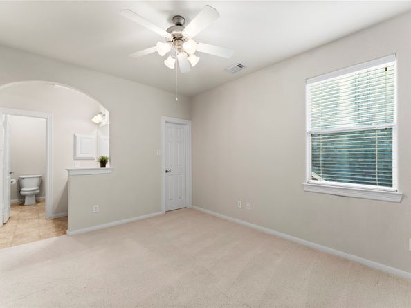 7 N BANTAM WOODS Drive, The Woodlands TX 77382