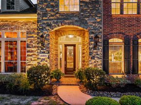 7 N BANTAM WOODS Drive, The Woodlands TX 77382