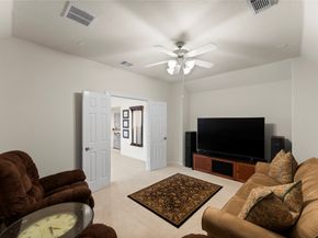 7 N BANTAM WOODS Drive, The Woodlands TX 77382