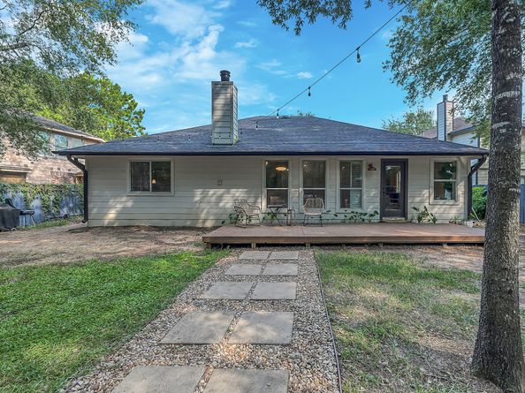6 Prairie Oak Drive, Conroe TX 77385