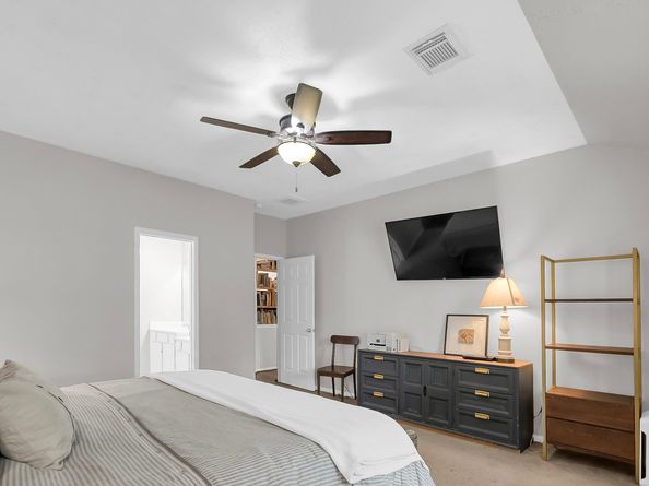 6 Prairie Oak Drive, Conroe TX 77385