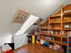 78 N Cochrans Green Circle, Spring TX 77381