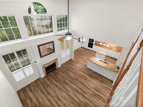 78 N Cochrans Green Circle, The Woodlands TX 77381