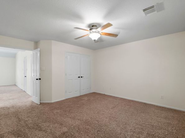 78 N Cochrans Green Circle, The Woodlands TX 77381