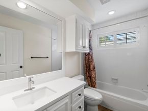 78 N Cochrans Green Circle, Spring TX 77381