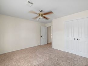 78 N Cochrans Green Circle, The Woodlands TX 77381
