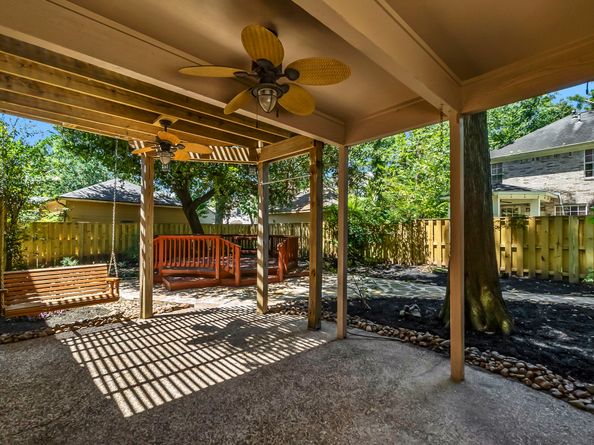 78 N Cochrans Green Circle, The Woodlands TX 77381