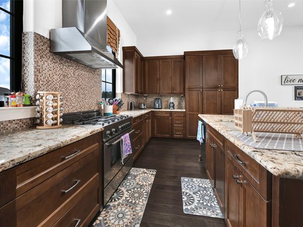 11011 Jardin Des Circle, Houston TX 77043