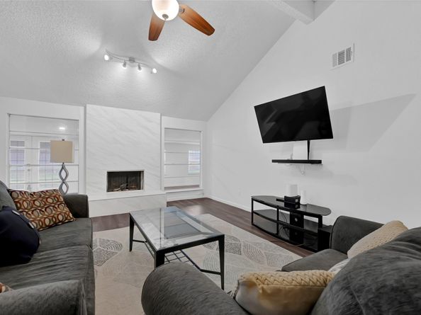 15807 Pasadero Drive, Houston TX 77083
