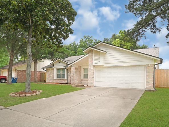 15807 Pasadero Drive, Houston TX 77083