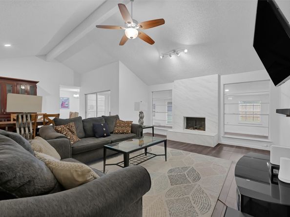 15807 Pasadero Drive, Houston TX 77083