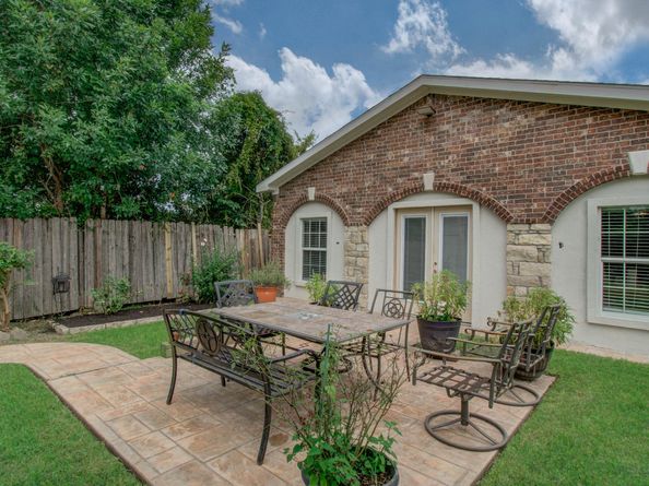 8002 Carolwood Drive, Houston TX 77028