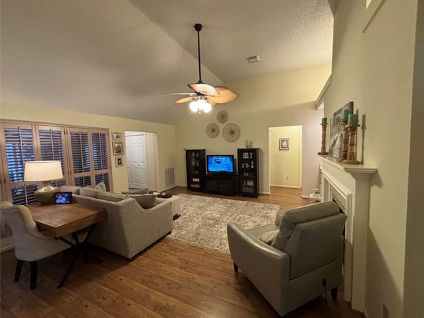 62 S Stony Bridge Circle, The Woodlands TX 77381