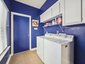 7671 Ameswood Road, Houston TX 77095