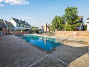 7671 Ameswood Road, Houston TX 77095
