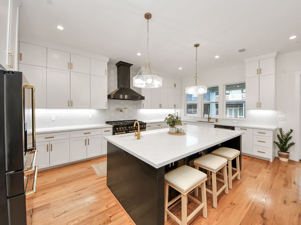 1107 Grovewood Lane, Houston TX 77008